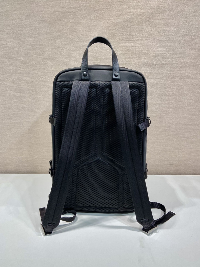 Pra*a backpacks